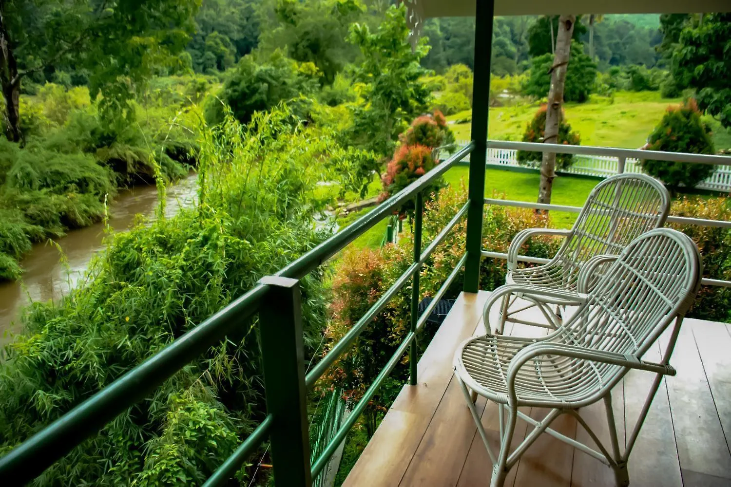 River Wild Holiday Home Athirappilly