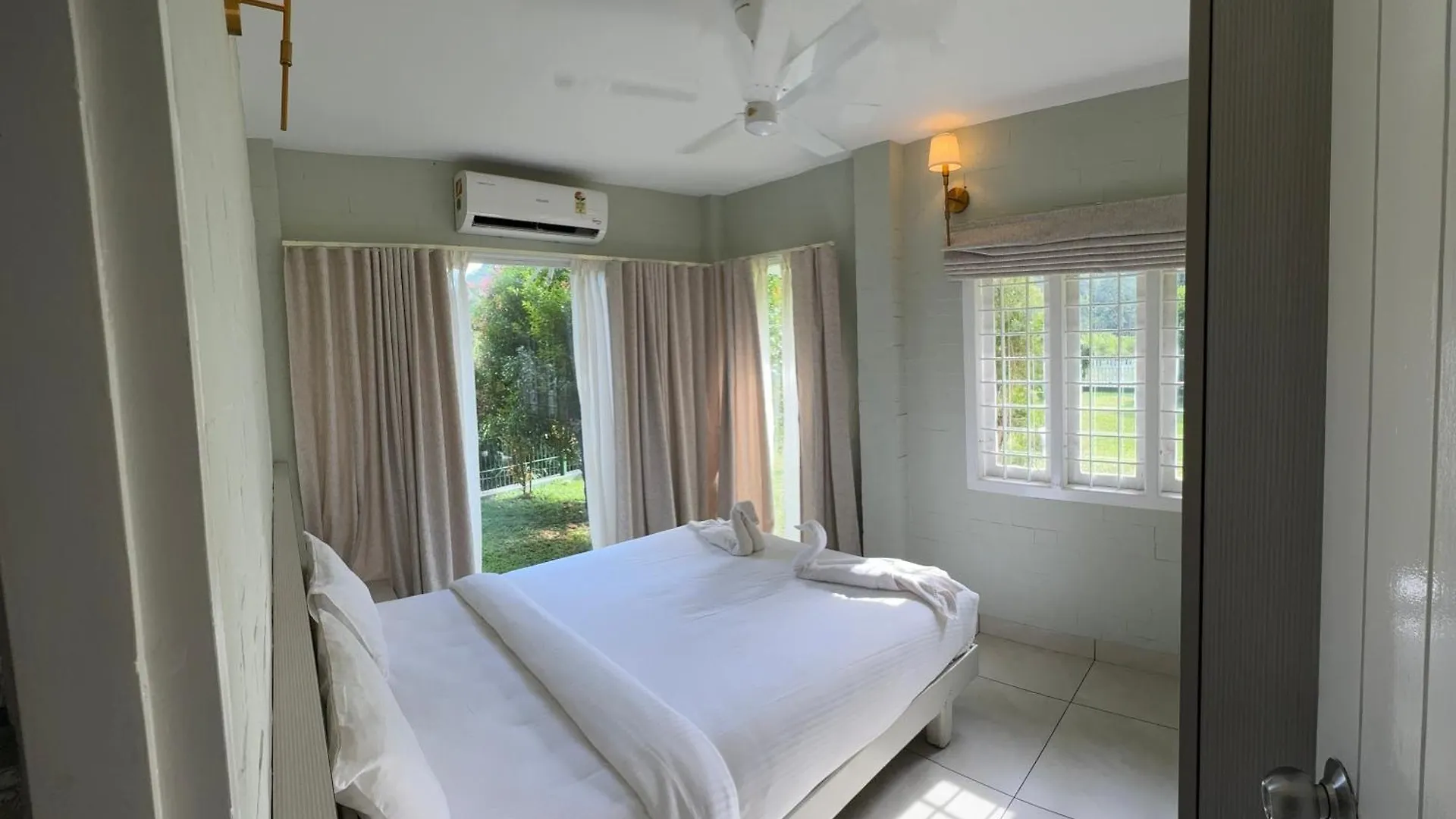 River Wild Holiday Home Athirappilly India