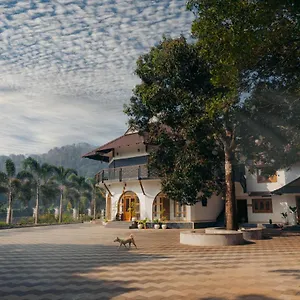 Resort La Cascade, Athirappilly